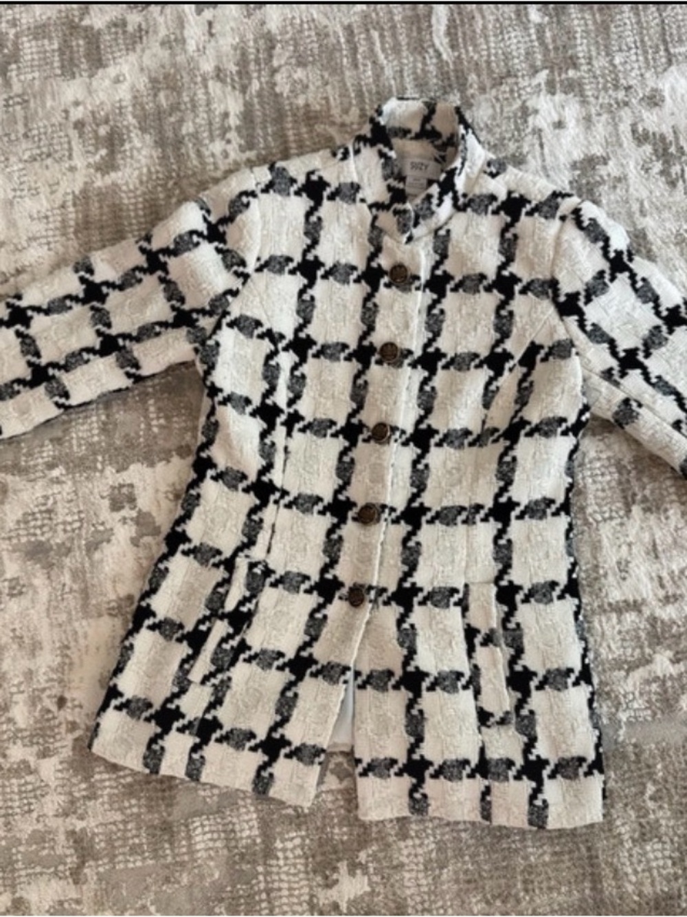 Suzy Shier Black and White Plaid Bouclé Blazer